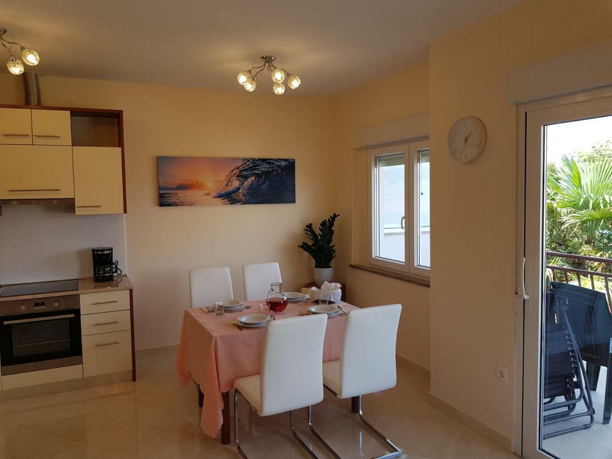 Apartman Vesna Malinska Exterior foto