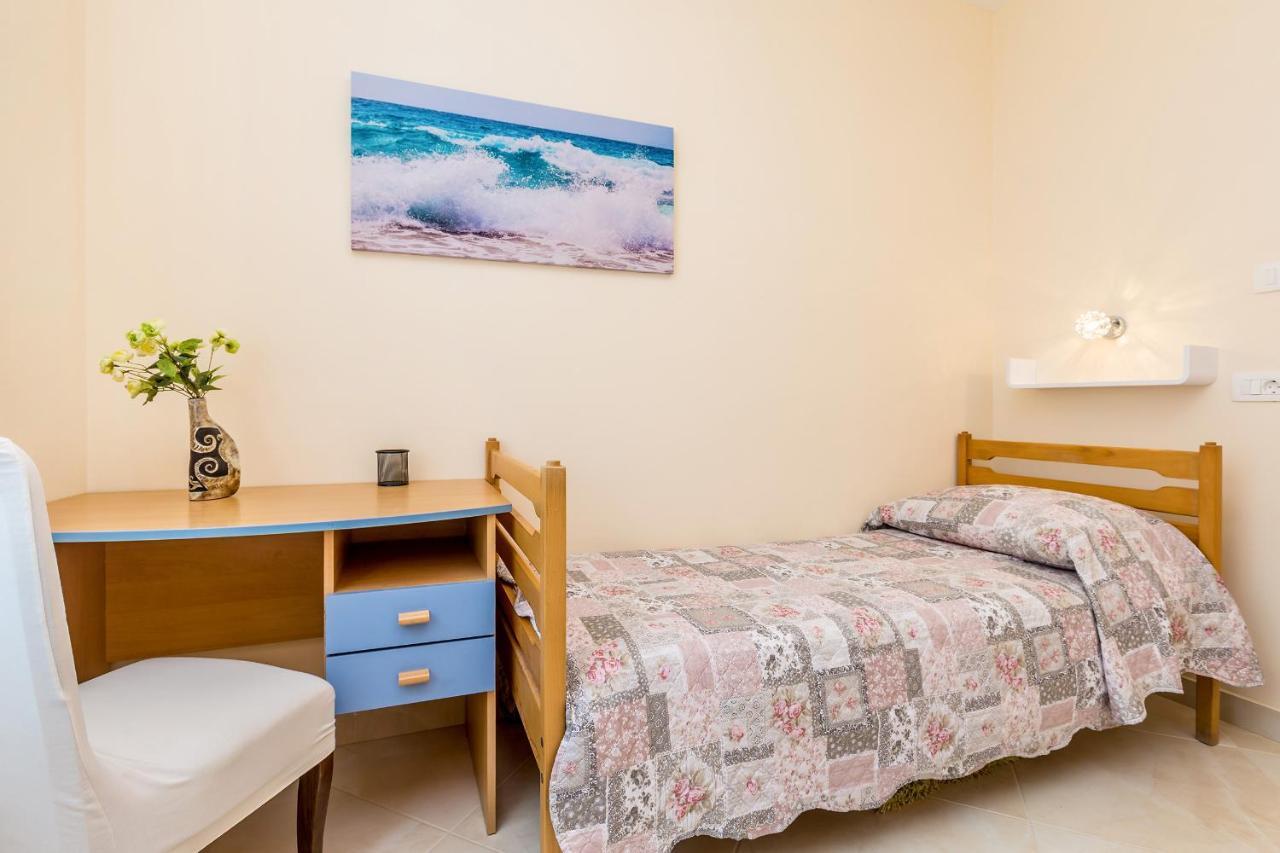 Apartman Vesna Malinska Exterior foto