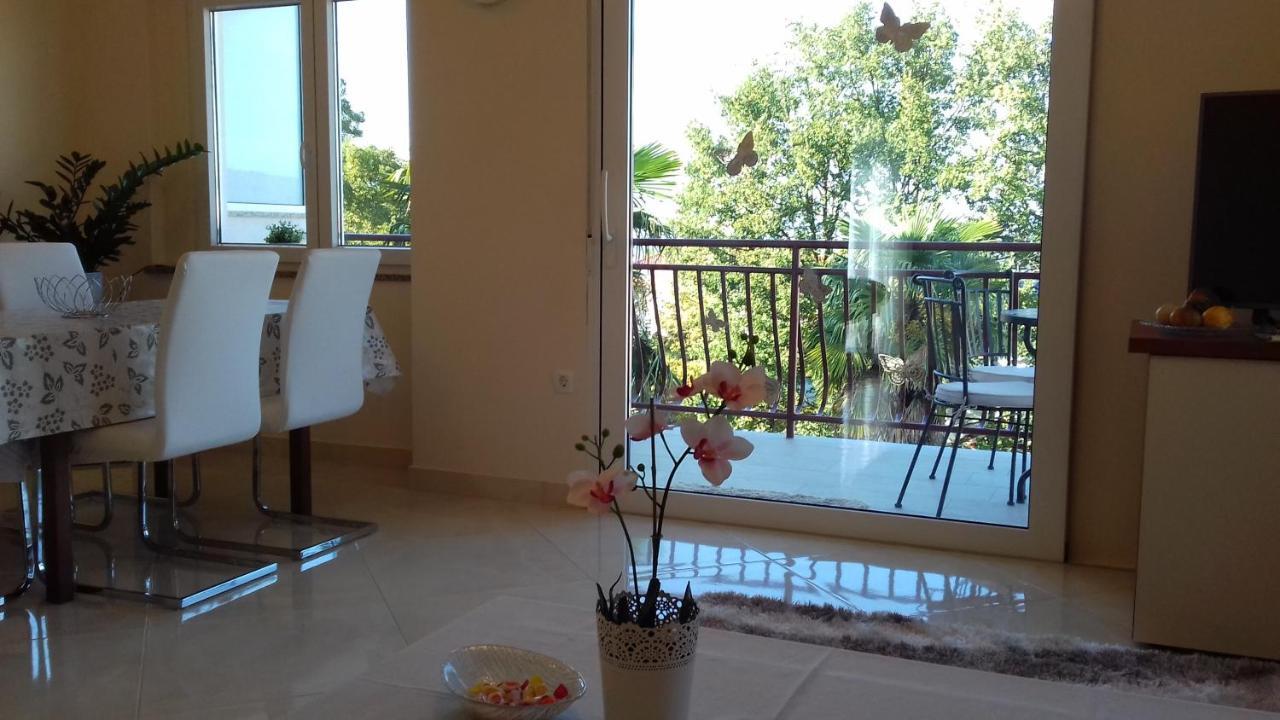 Apartman Vesna Malinska Exterior foto