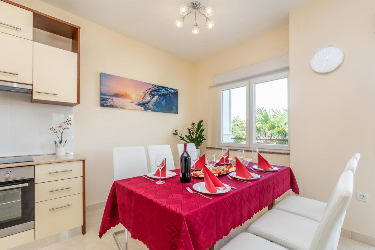 Apartman Vesna Malinska Exterior foto